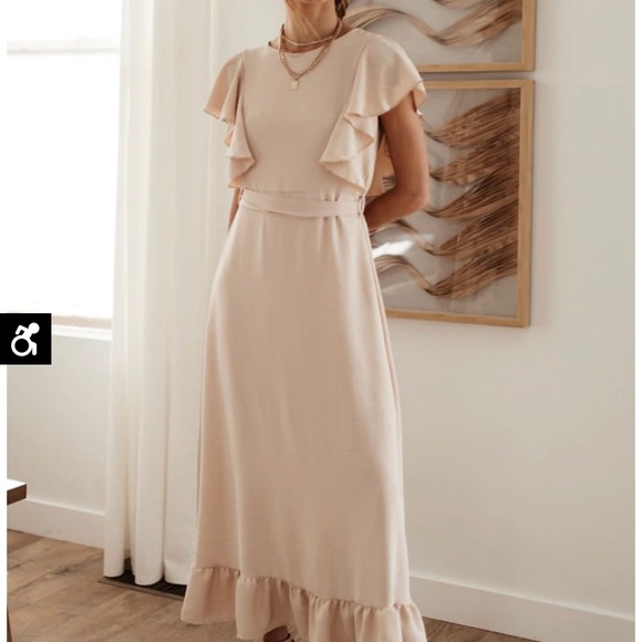 Ruffled sleeve Maxi dress in Beige - Picture 4 of 5